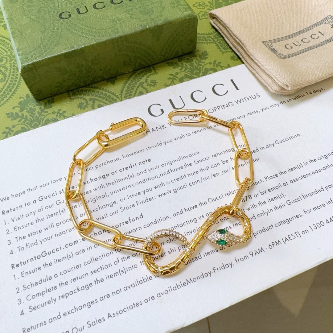 Gucci Diamond Snake Bracelet