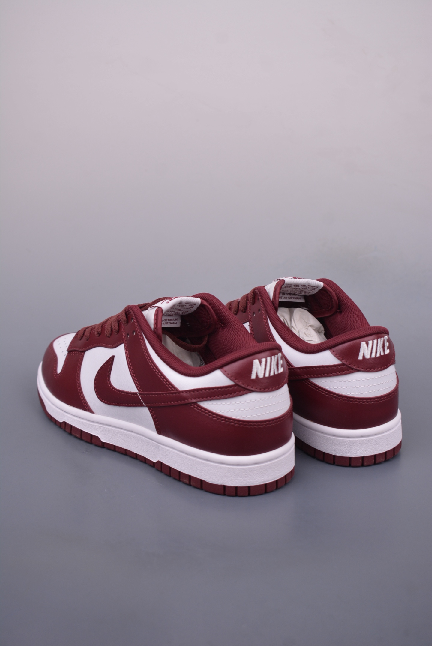 Nike SB Dunk Low Pro PRM sneakers 