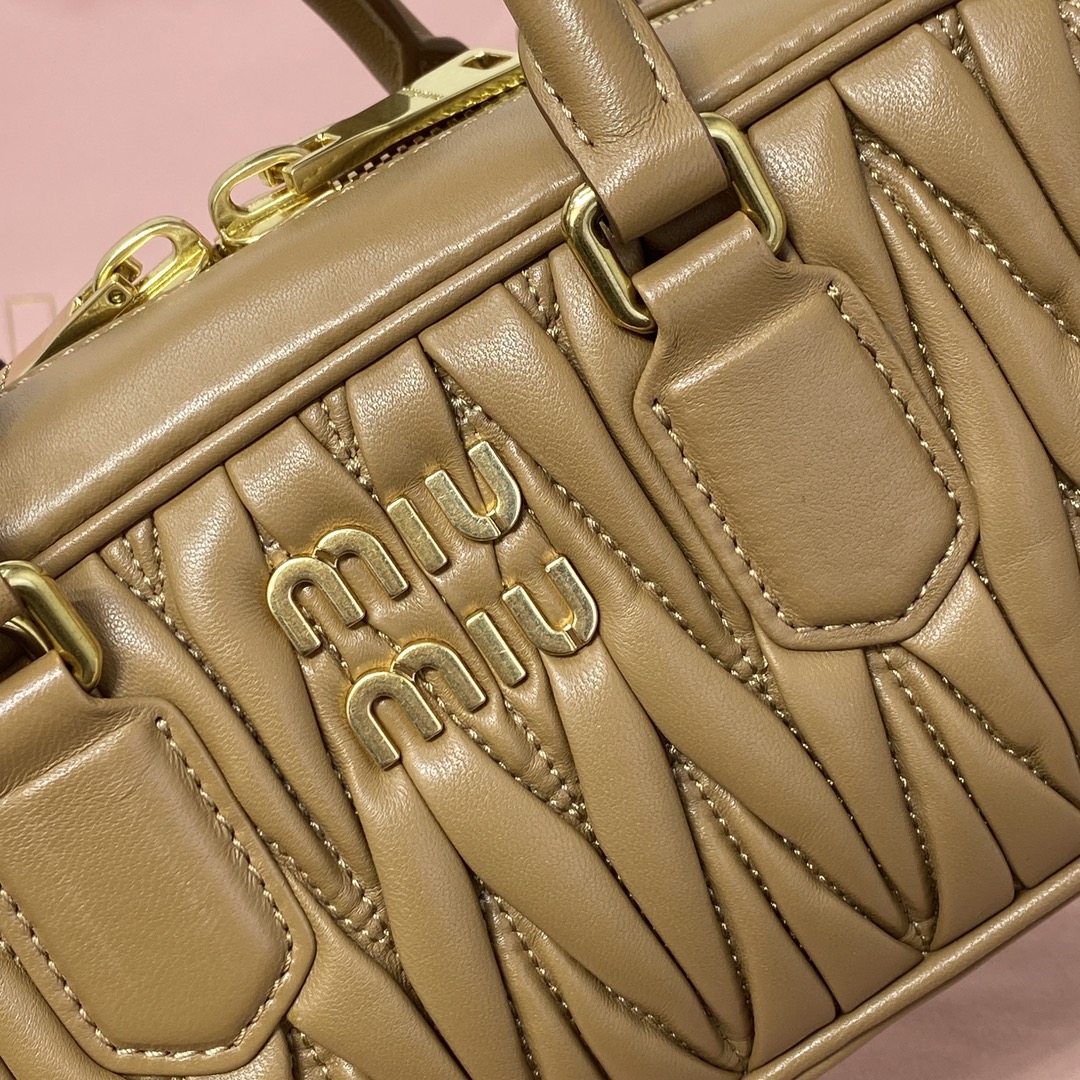 Miu Miu new bowling bag 5BB142