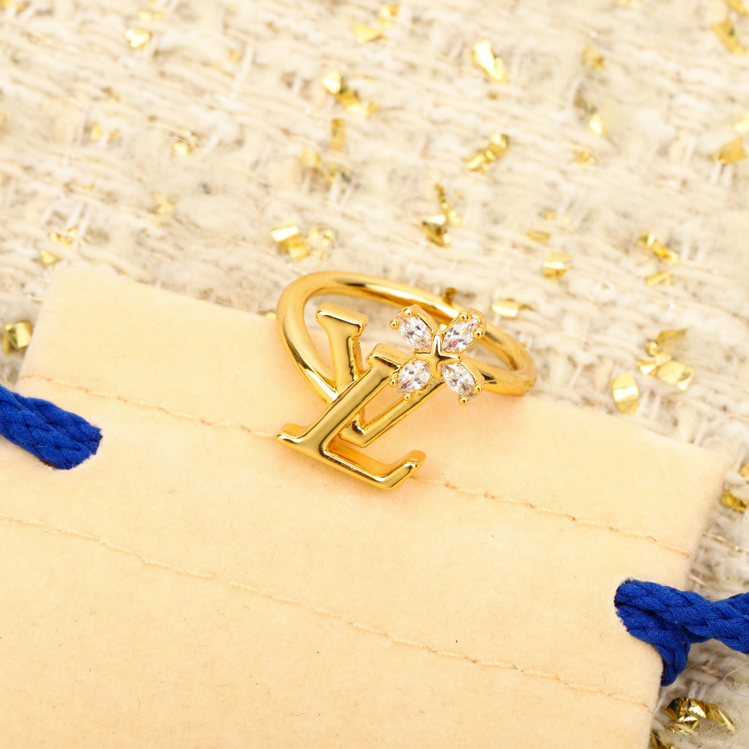 Louis Vuitton Flower Diamond Ring