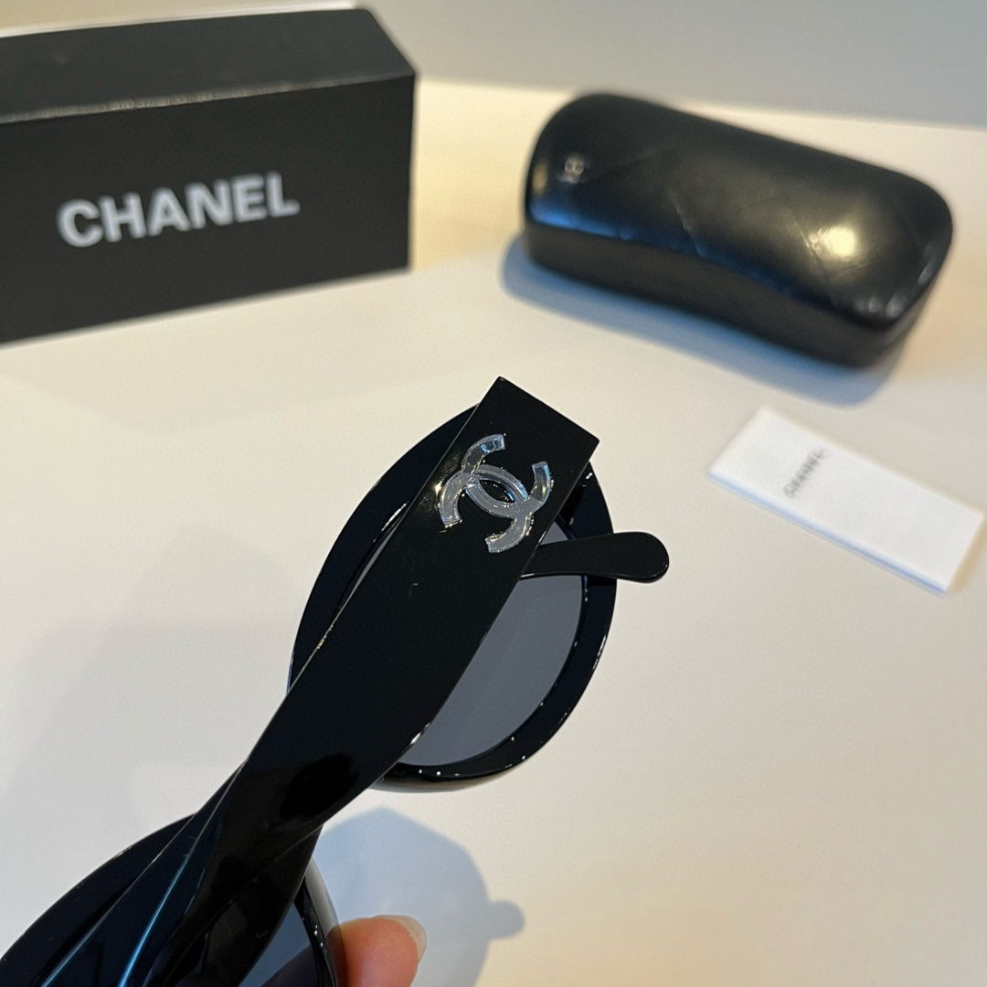 Chanel round frame sunglasses
