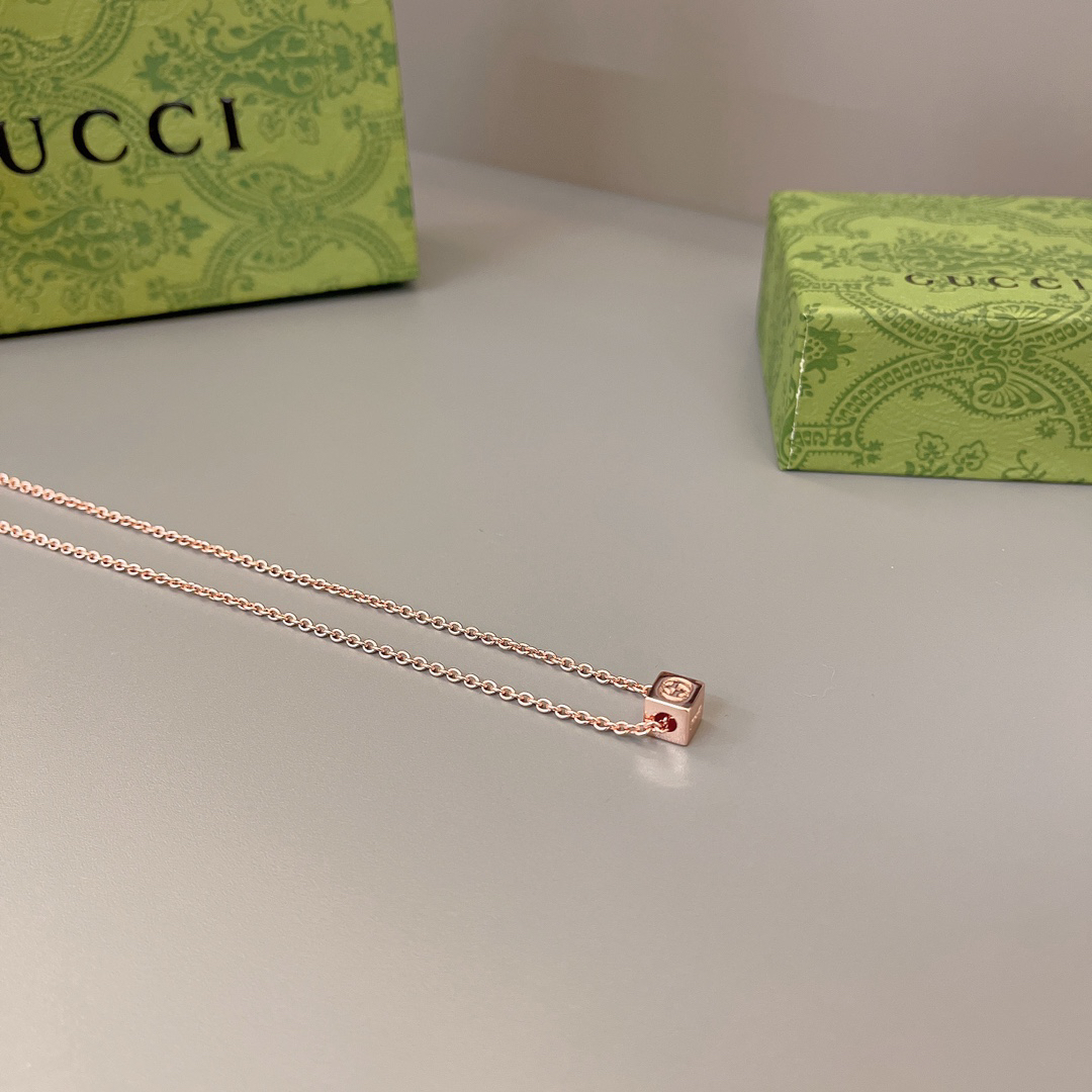 Gucci Cube Rose Gold Necklace