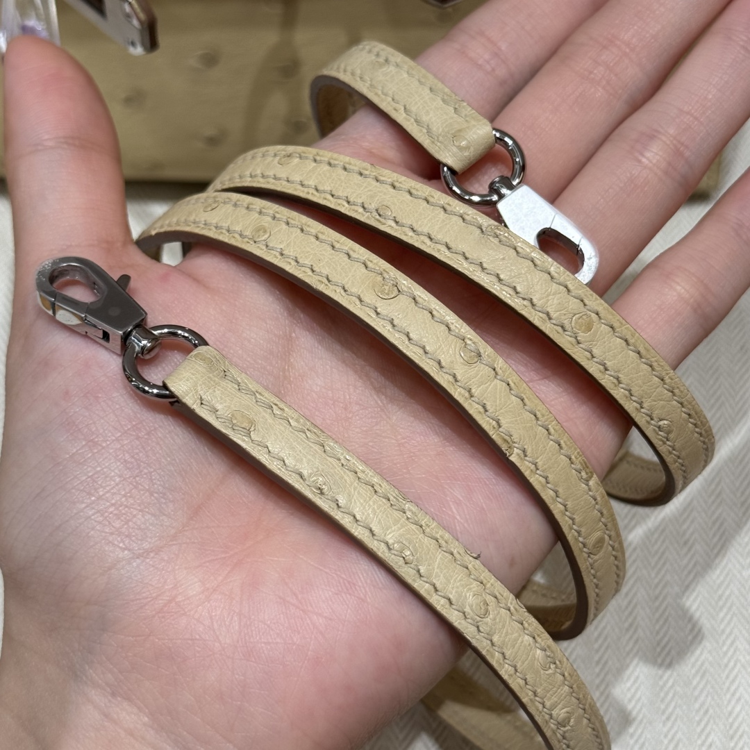 Hermès Kelly Mini 2 Y1Vanille Handbag (Handmade to Order)