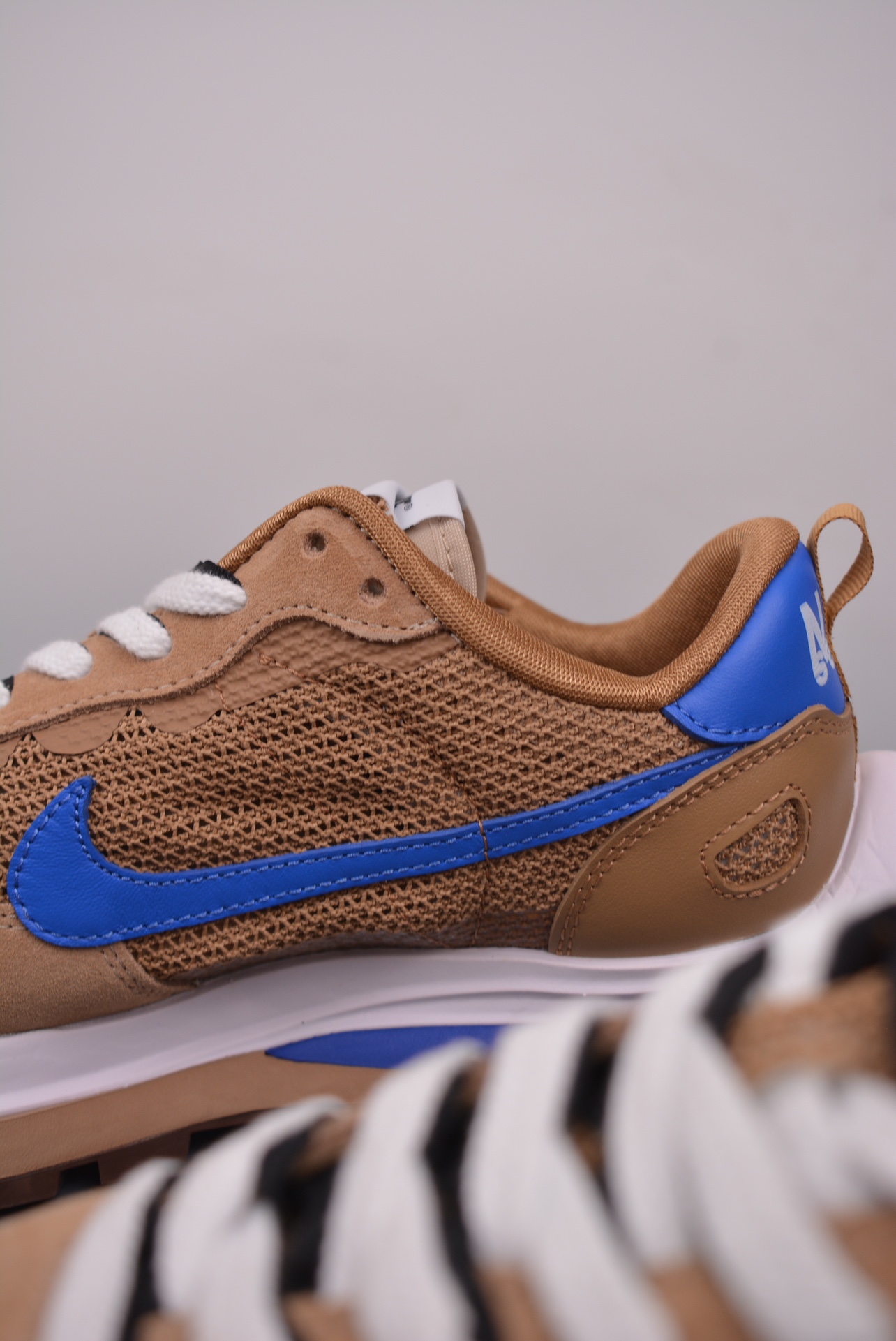 Sacai x Nike VaporWaffle 3.0 Brown lack Blue CV1363-201
