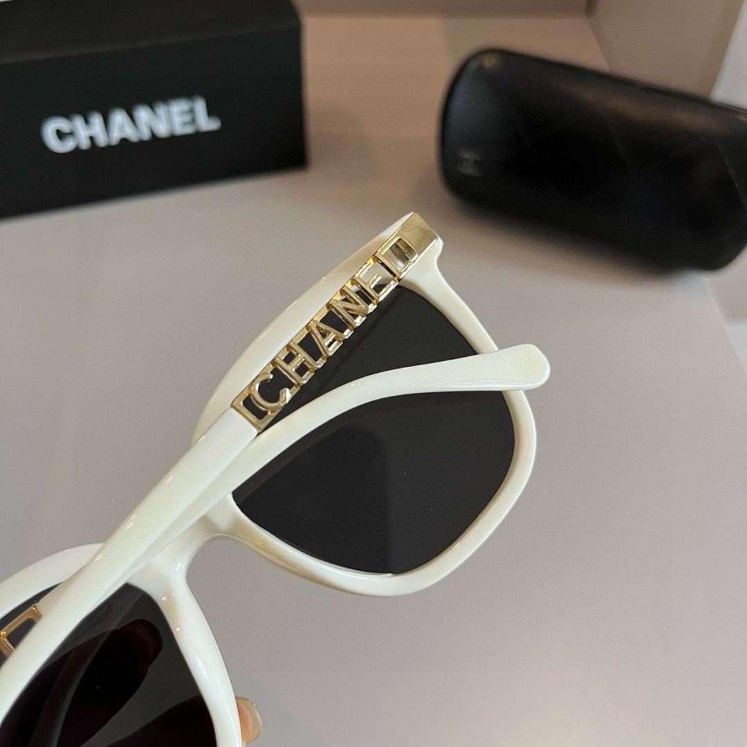 Chanel round frame sunglasses