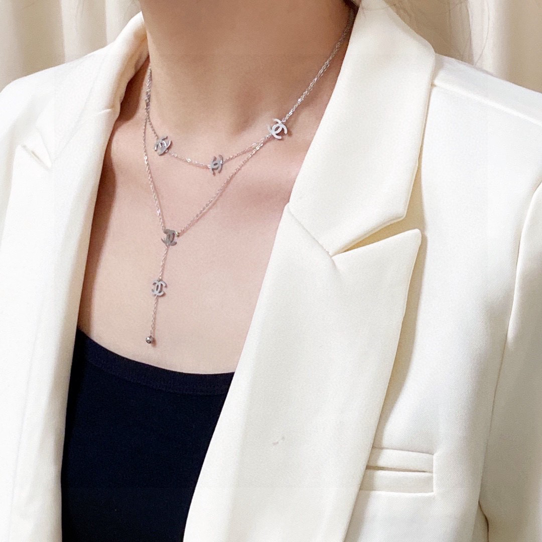 Chanel new double layer necklace