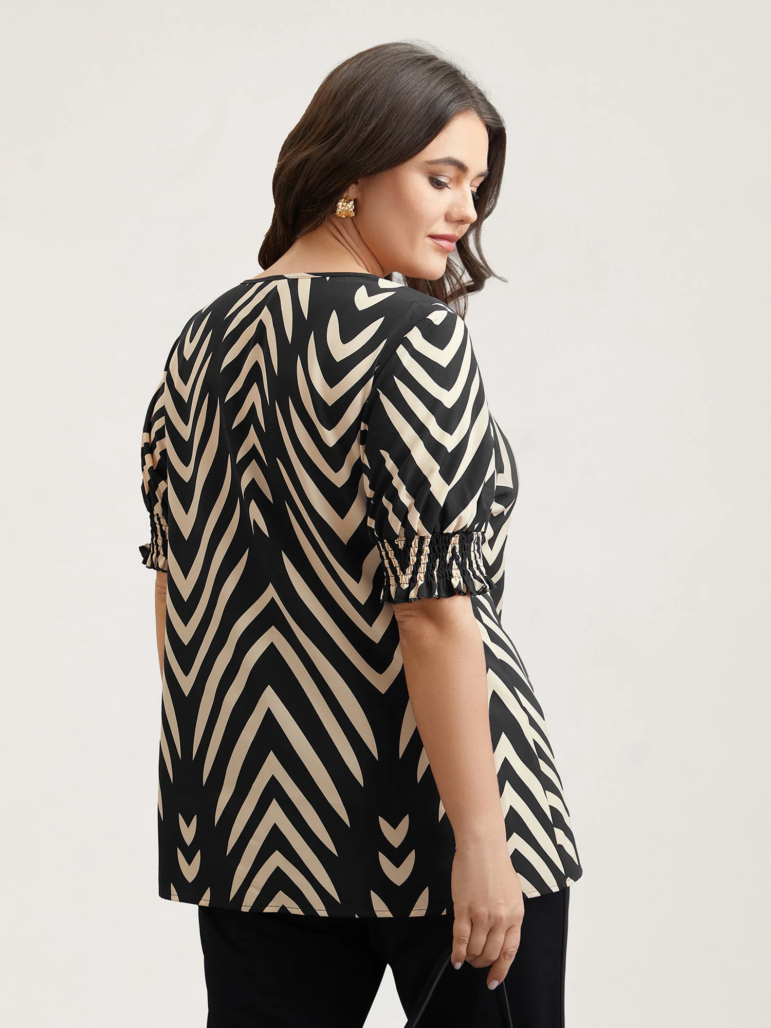 Geometric Print Ruffled Shirred Shirt