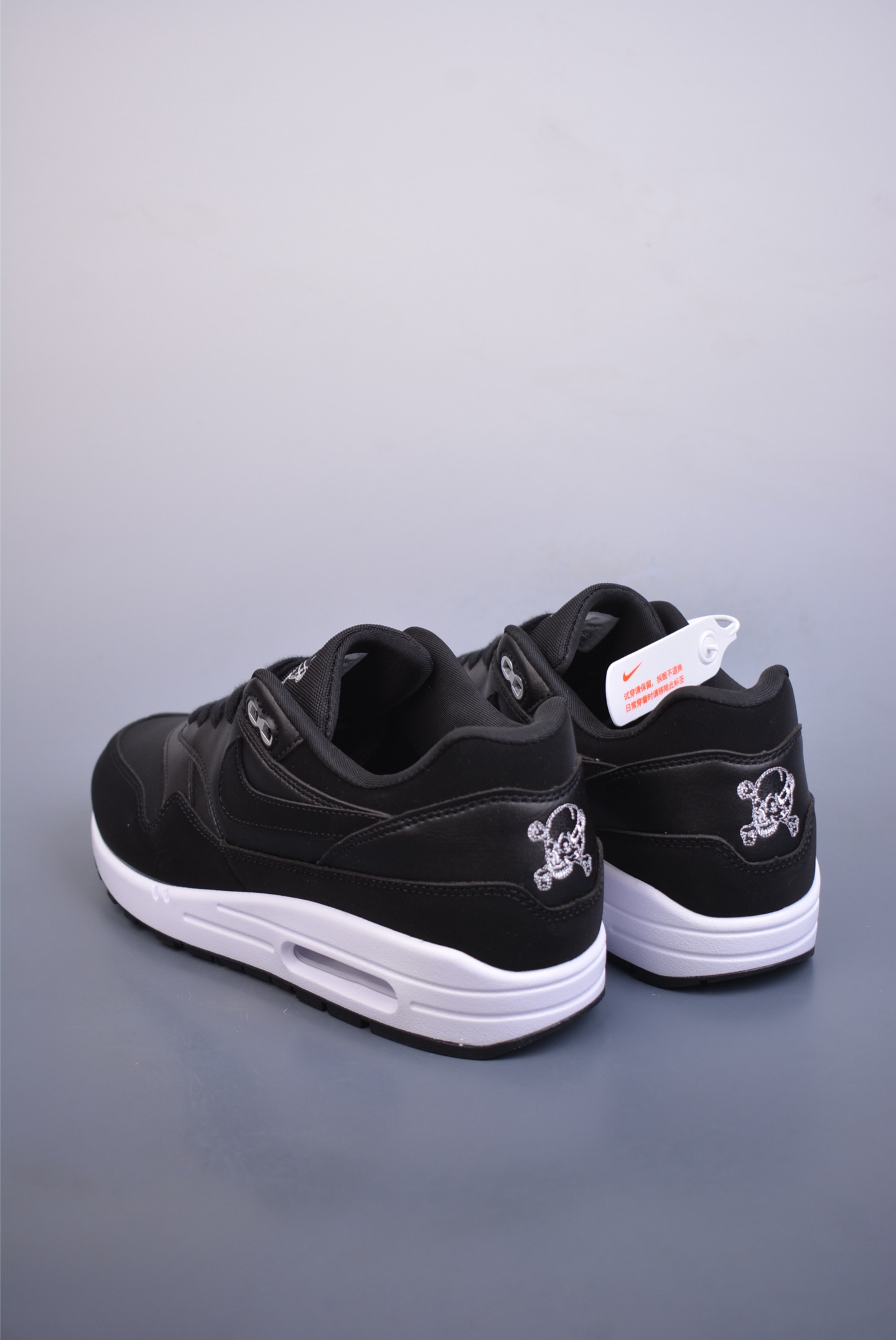 Nike Air Max 1 Rebel Skulls 87 Original Series Running Shoes Black and White 875844-001
