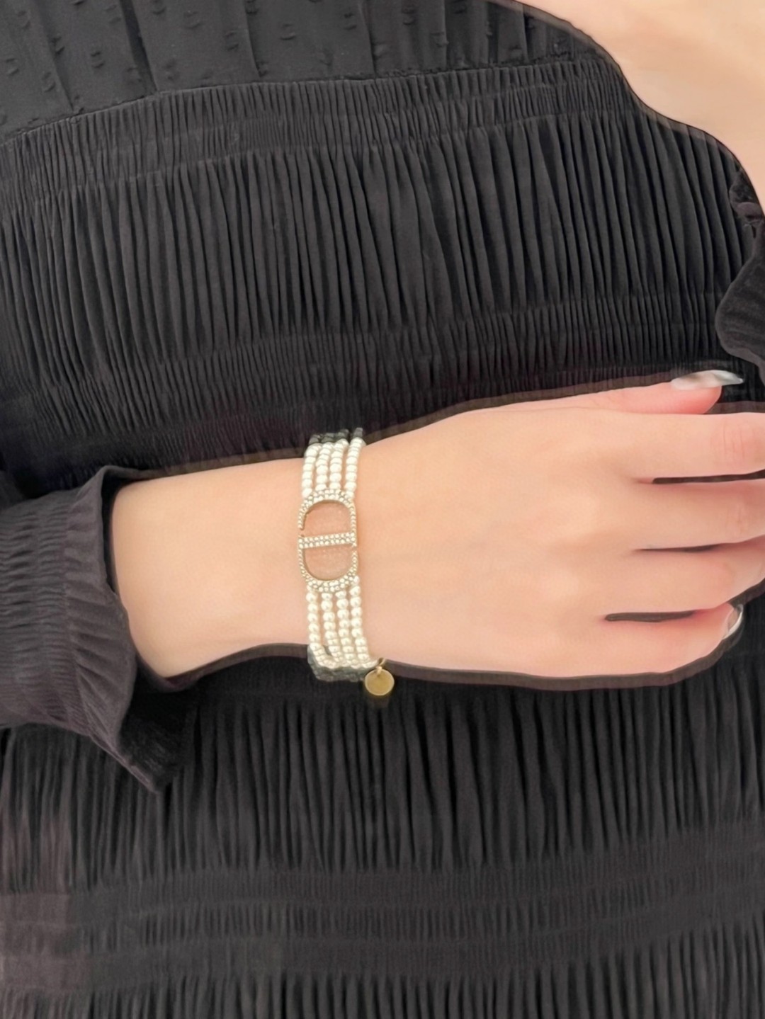 Dior 4-layer pearl bracelet