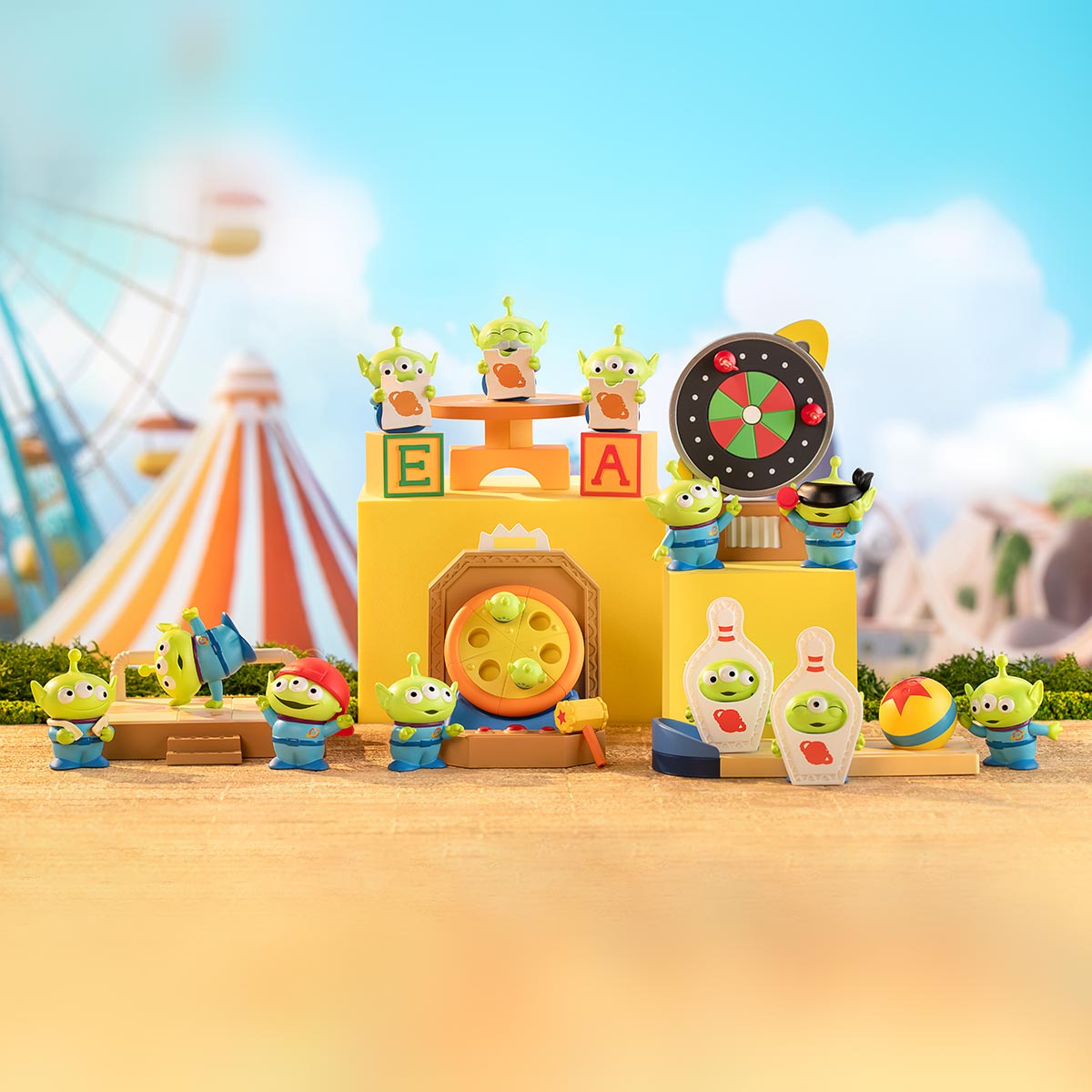 POP MART Pixar Alien Party Games Series Scene Sets [1 Blind Box]