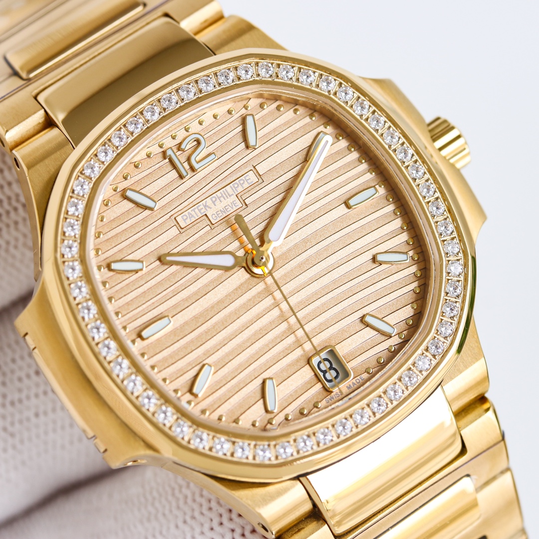 Patek Philippe Nautilus 7118 Series R69 Women's Watch