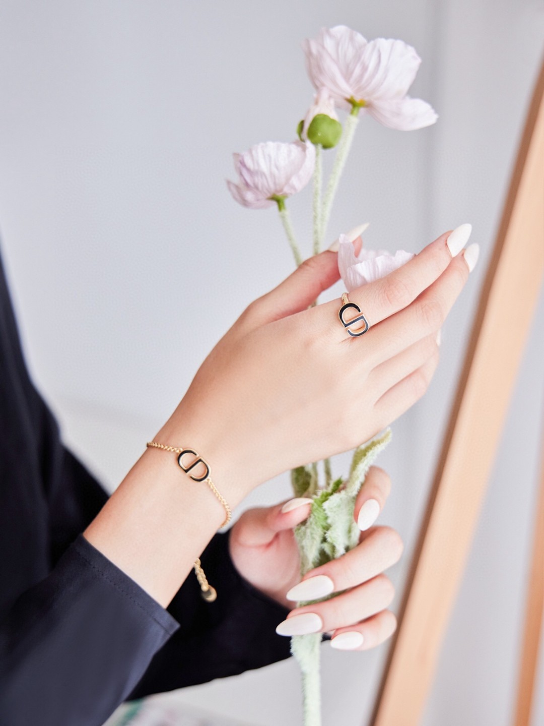 Dior CD letter ring