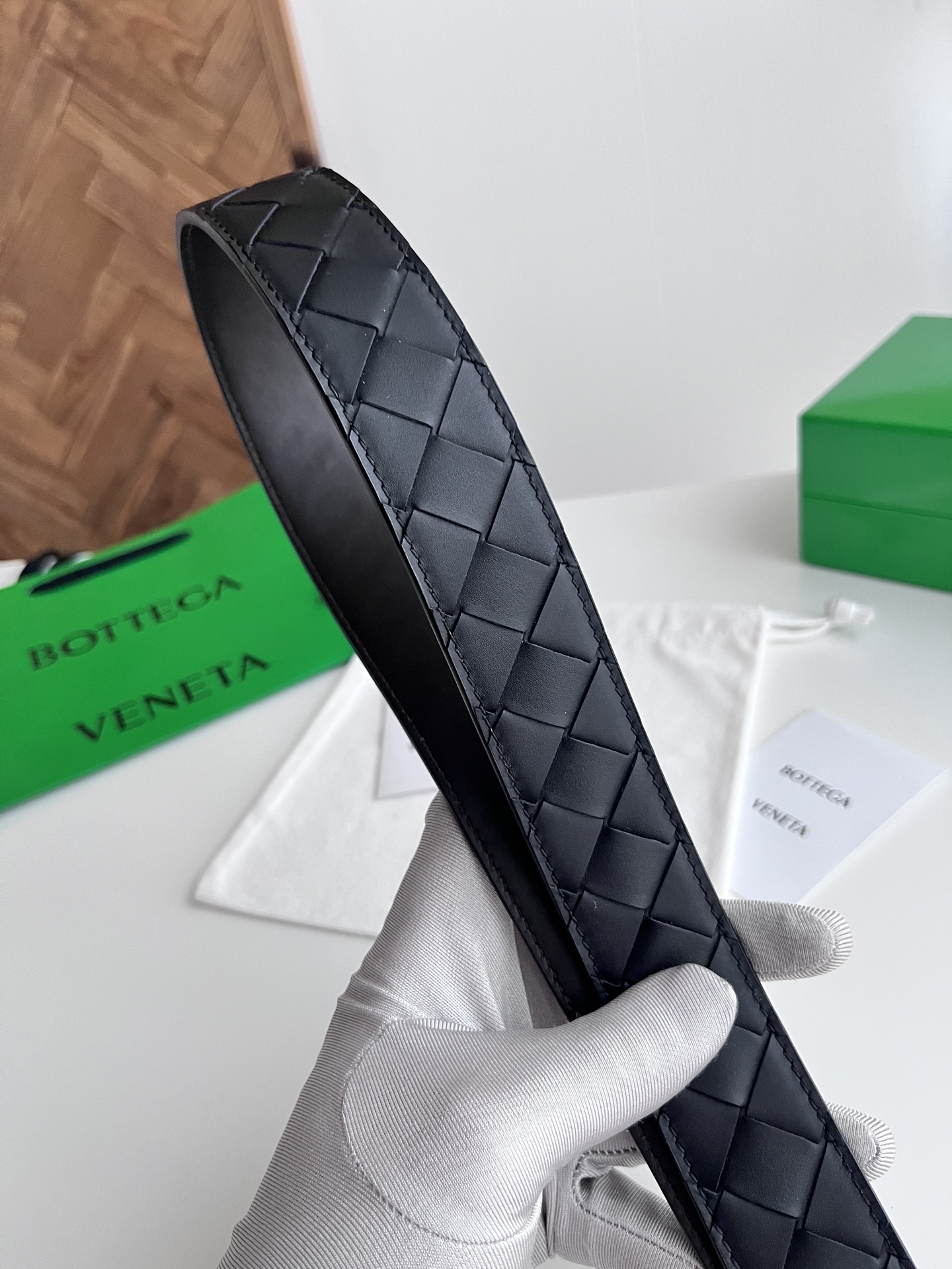 Bottega Veneta intreccio woven cowhide double-sided waistband with a width of 3.5cm