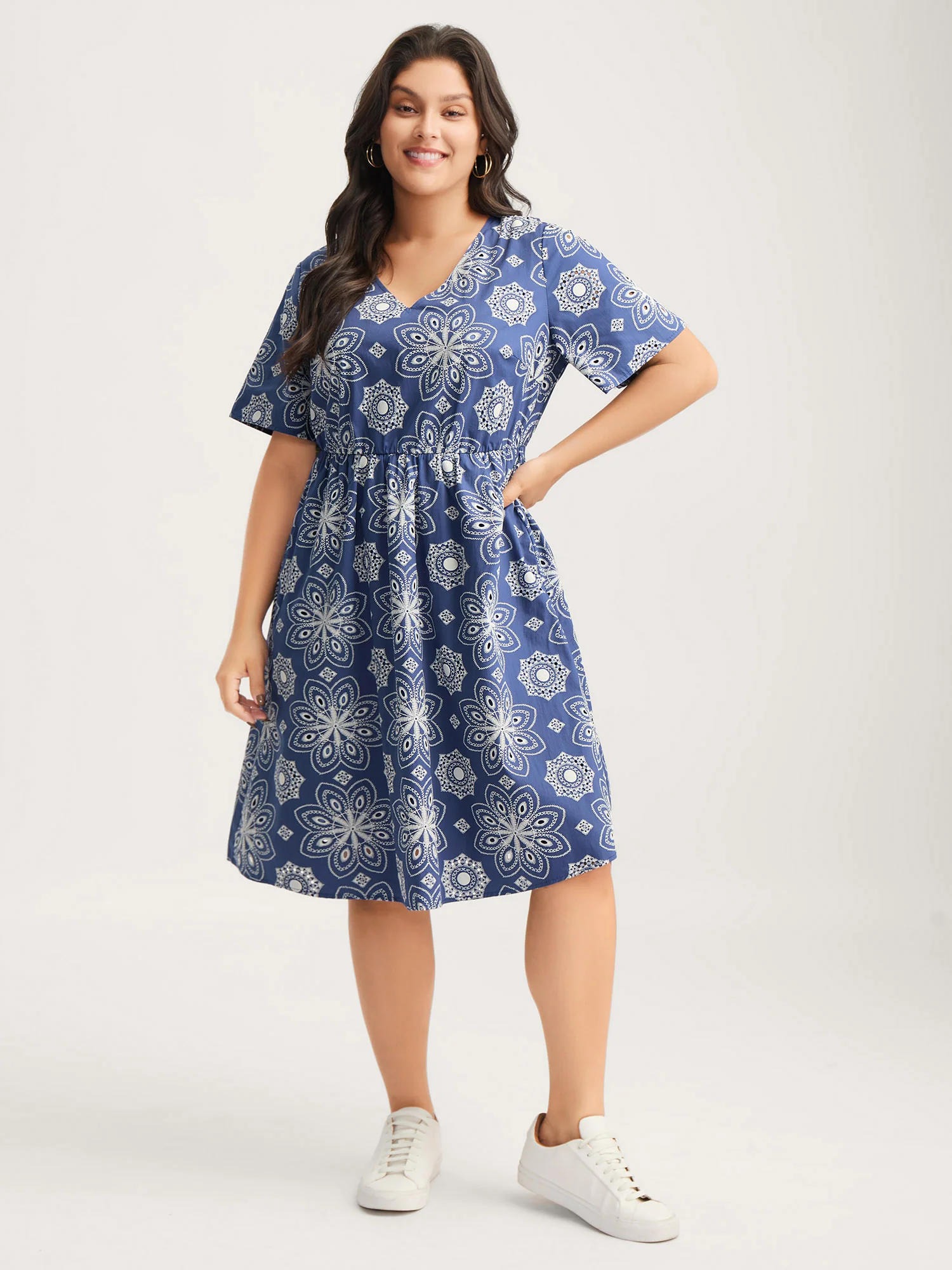 Cotton Large Floral Print Textured Pockets Midi Dress