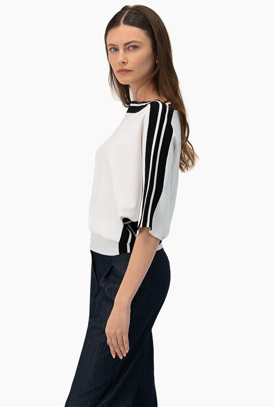Pullover Black And White