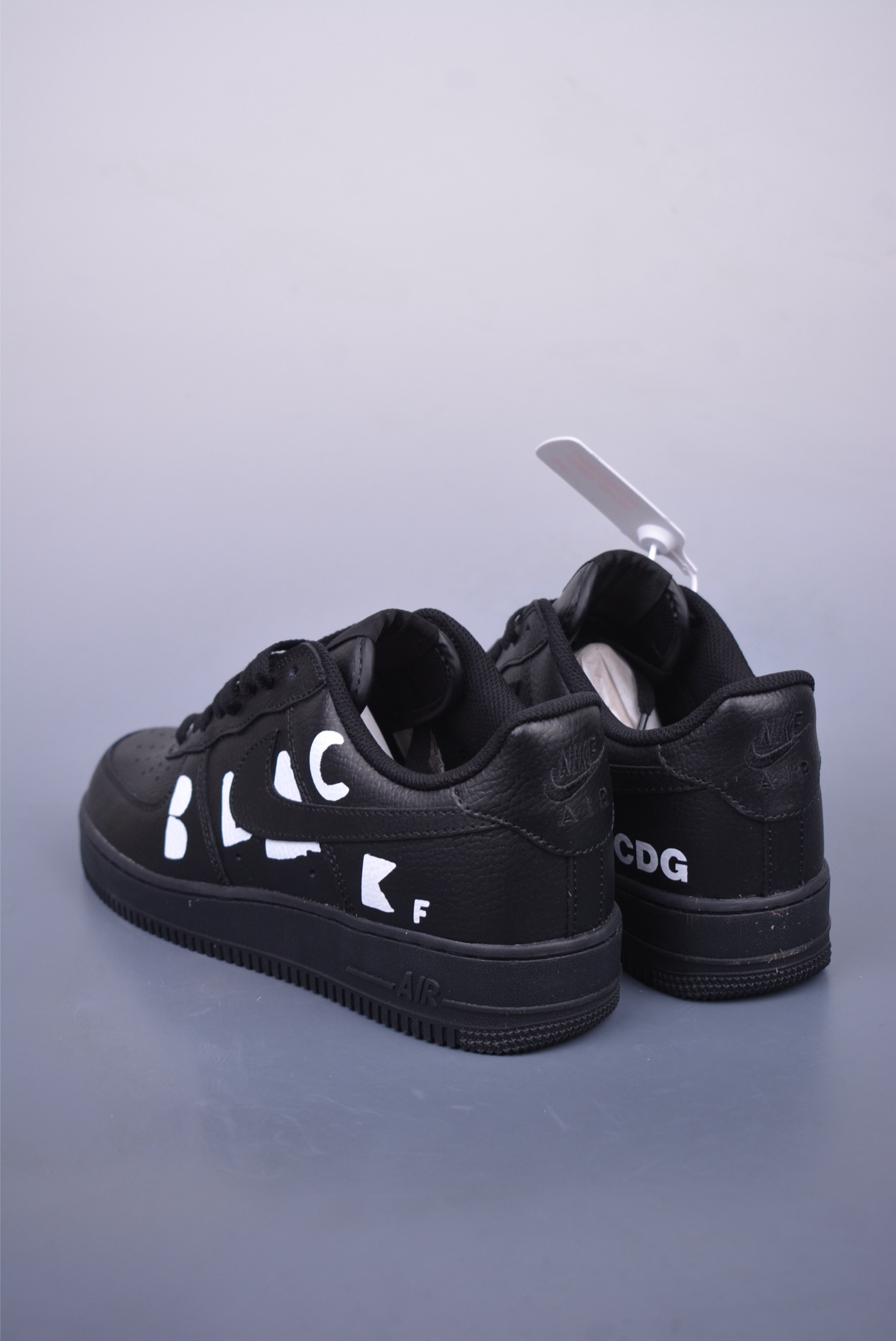CDG x Nike Air Force 1 07 Low Sneakers Black IB9949-001