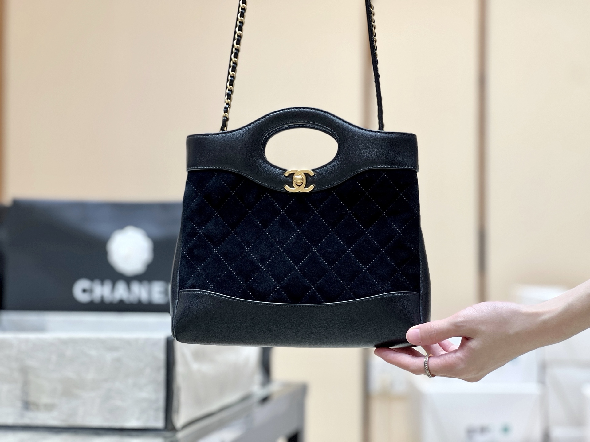 Chanel 25P Spring/Summer Preview Collection mini 31 suede Bag AS4133 00128