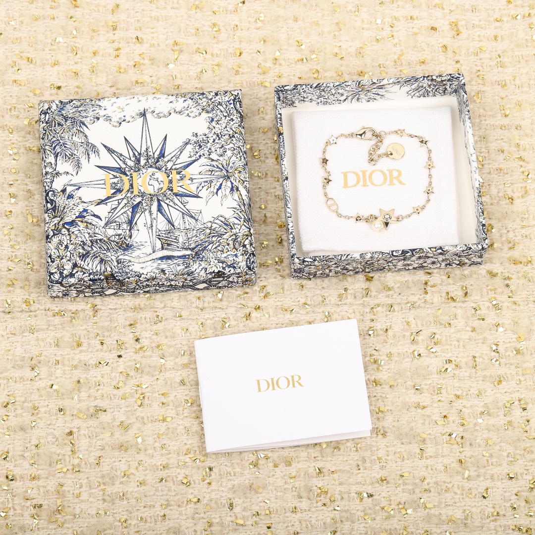 Dior New Five-pointed Star Bracelet