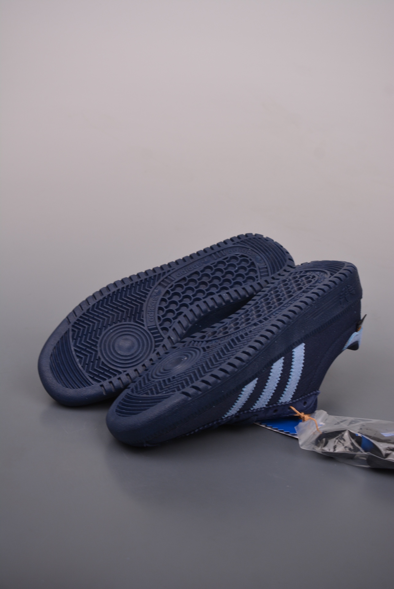 Adidas Originals Bermuda Trainers Navy Light Blue IG6185