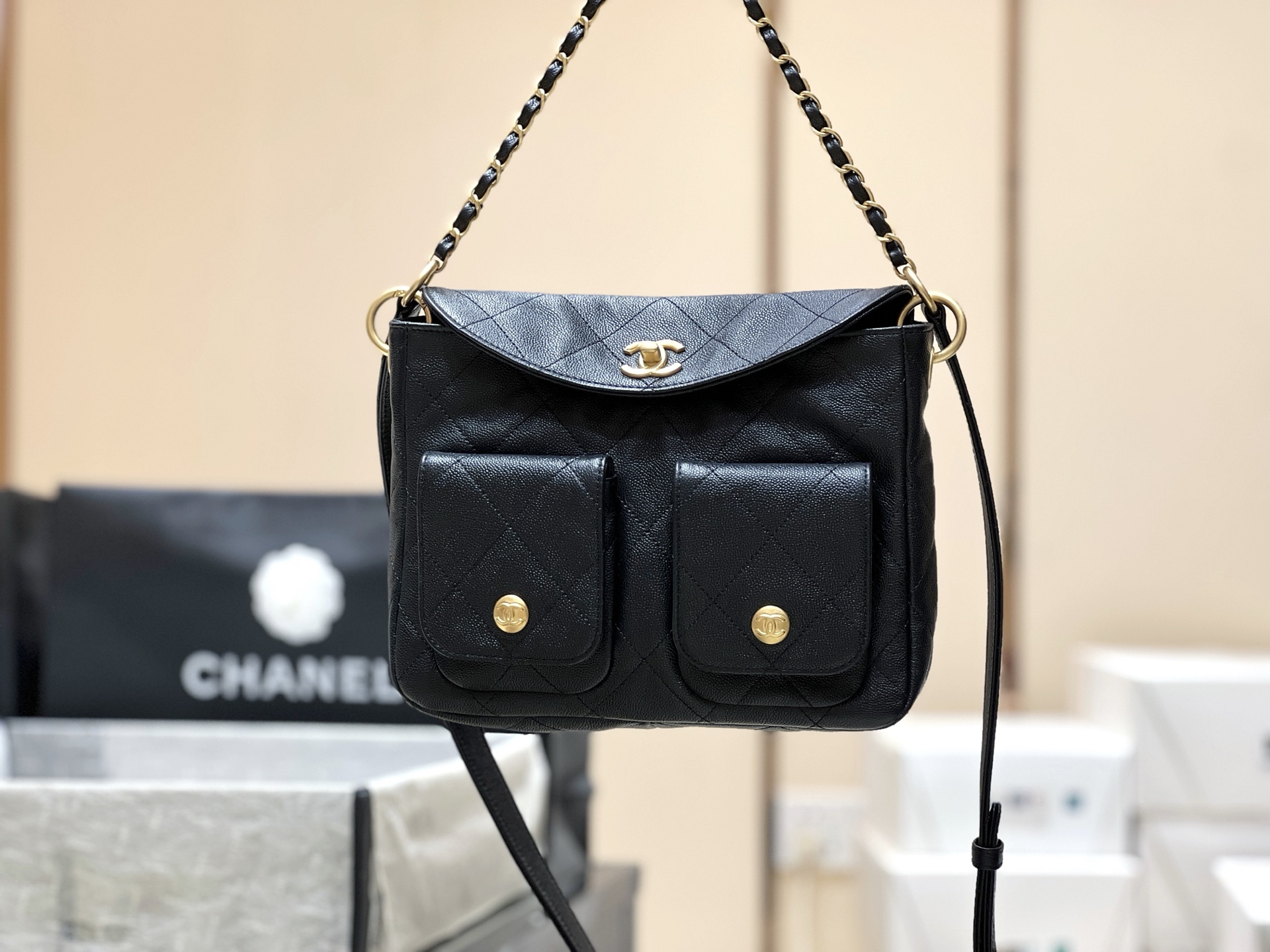 Chanel 25P Spring/Summer Preview Collection Messenger Bag AS4743 00148