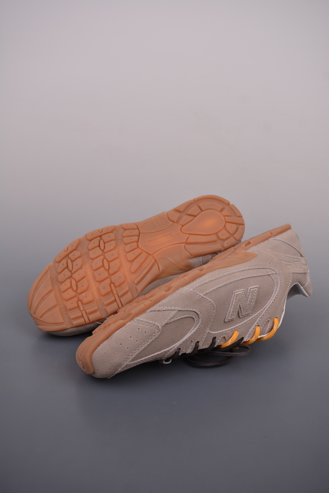 Miu Miu x New Balance 530 SL 