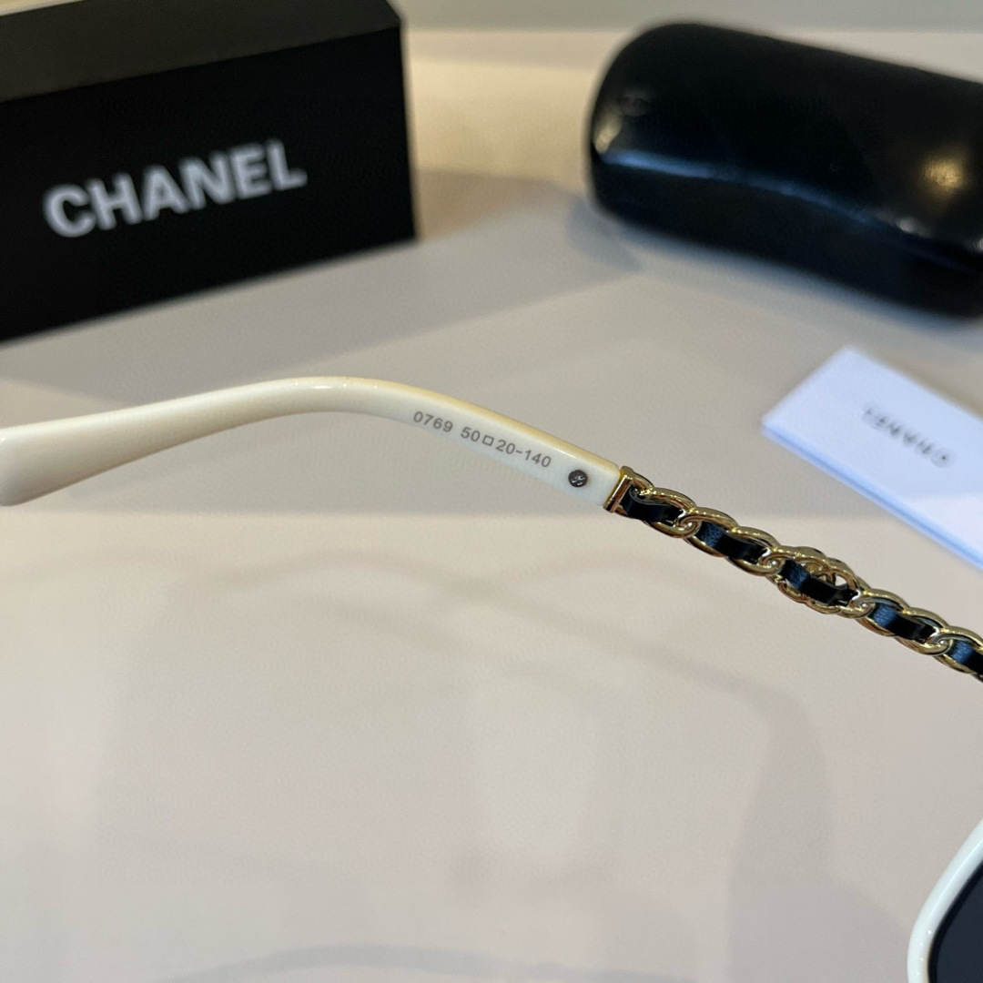 Chanel round frame sunglasses