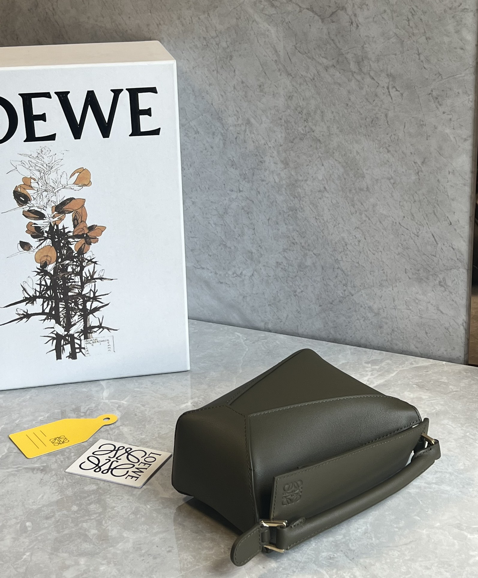 Loewe zzle mini handbag 0680