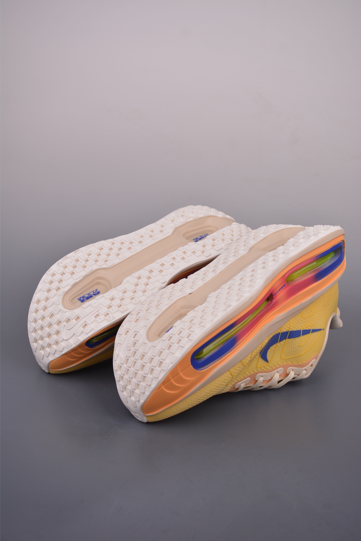 Nike Vomero Premium Air 