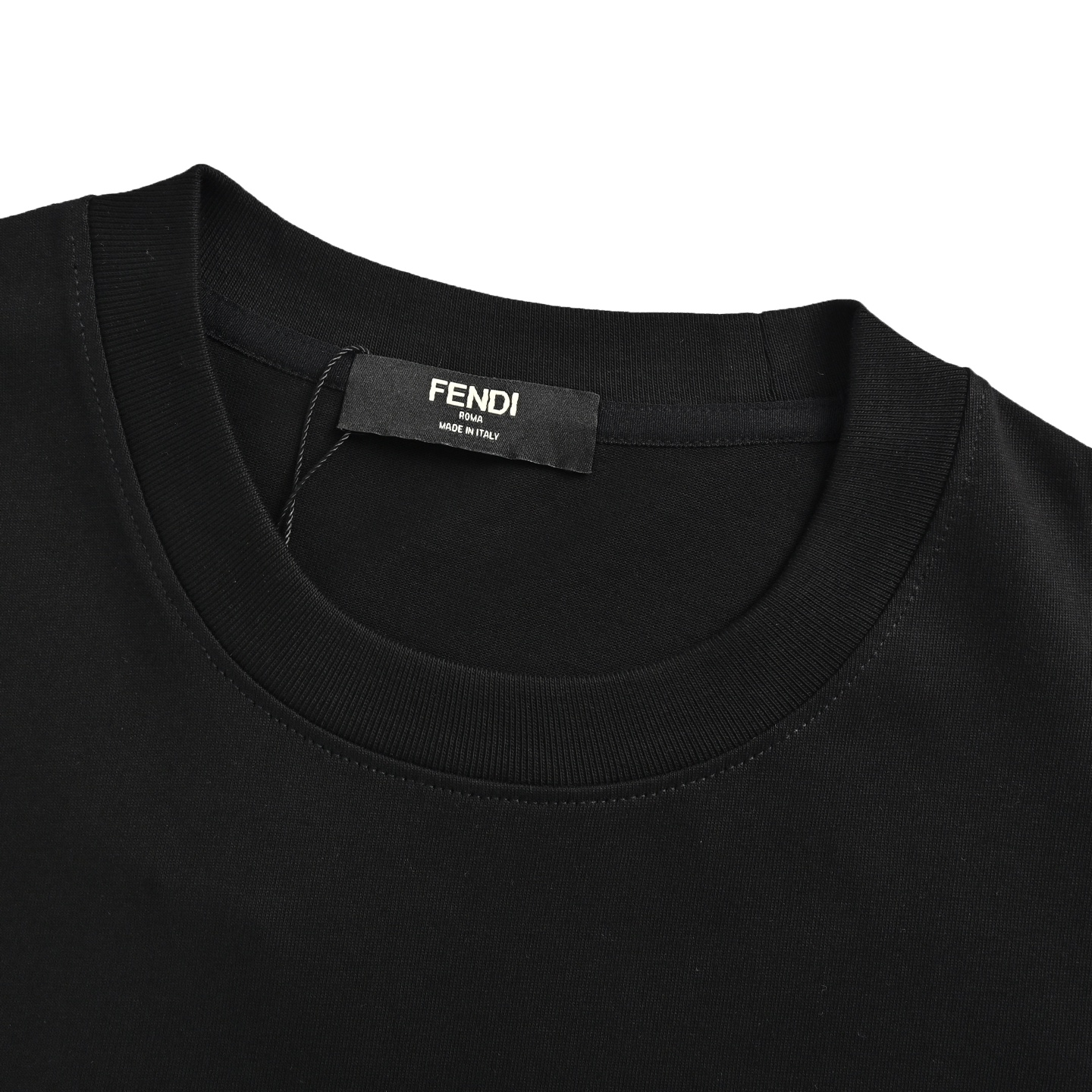 Fendi 25ss chest badge embroidered short sleeves