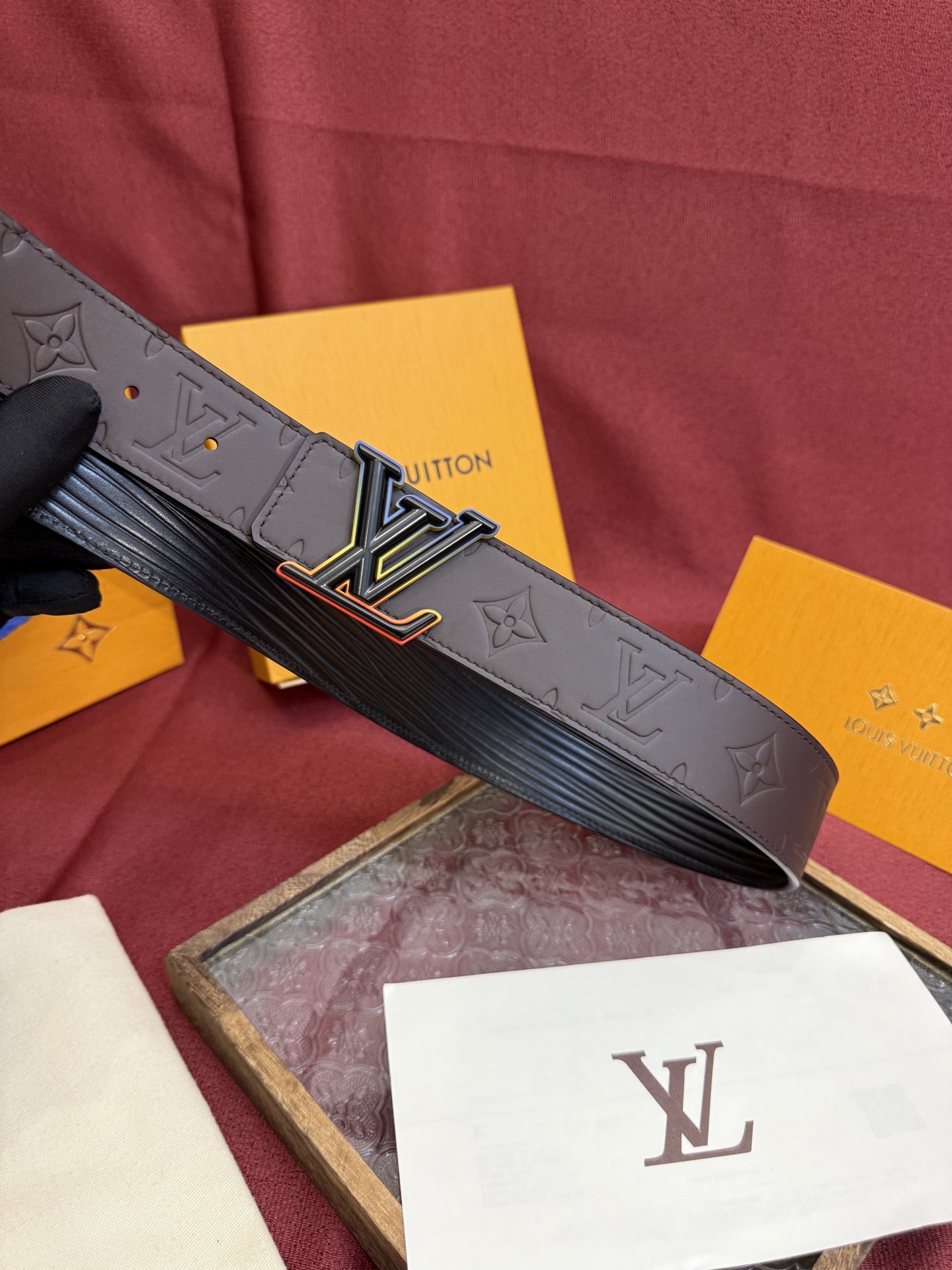Louis Vuitton Classic Embossed Double-Sided Men's Belt 4CM Width