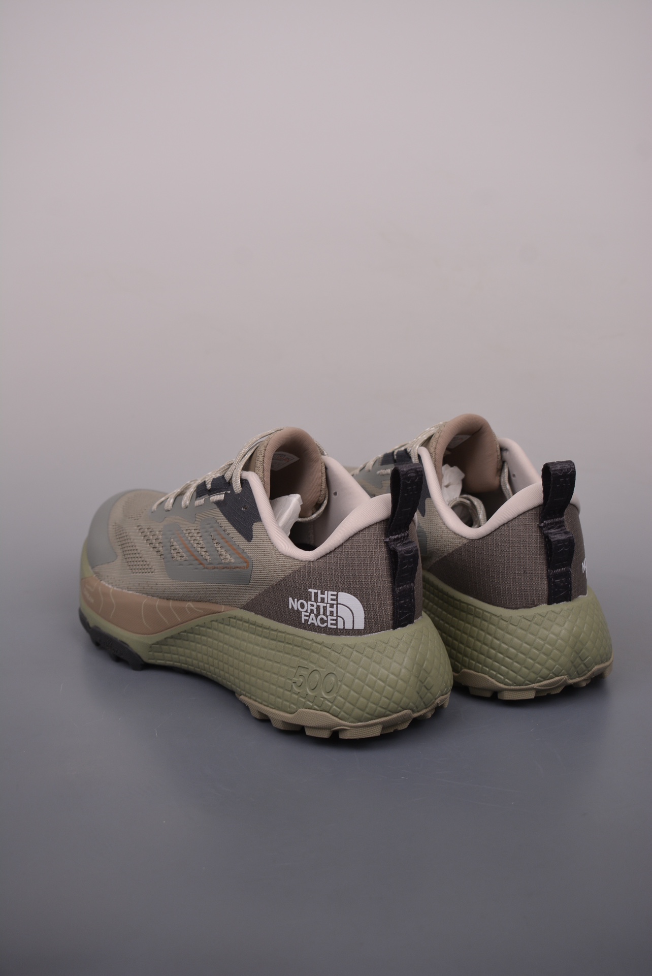 The North Face Altamesa 500 sneakers military green gray black NF0A83N35II-070