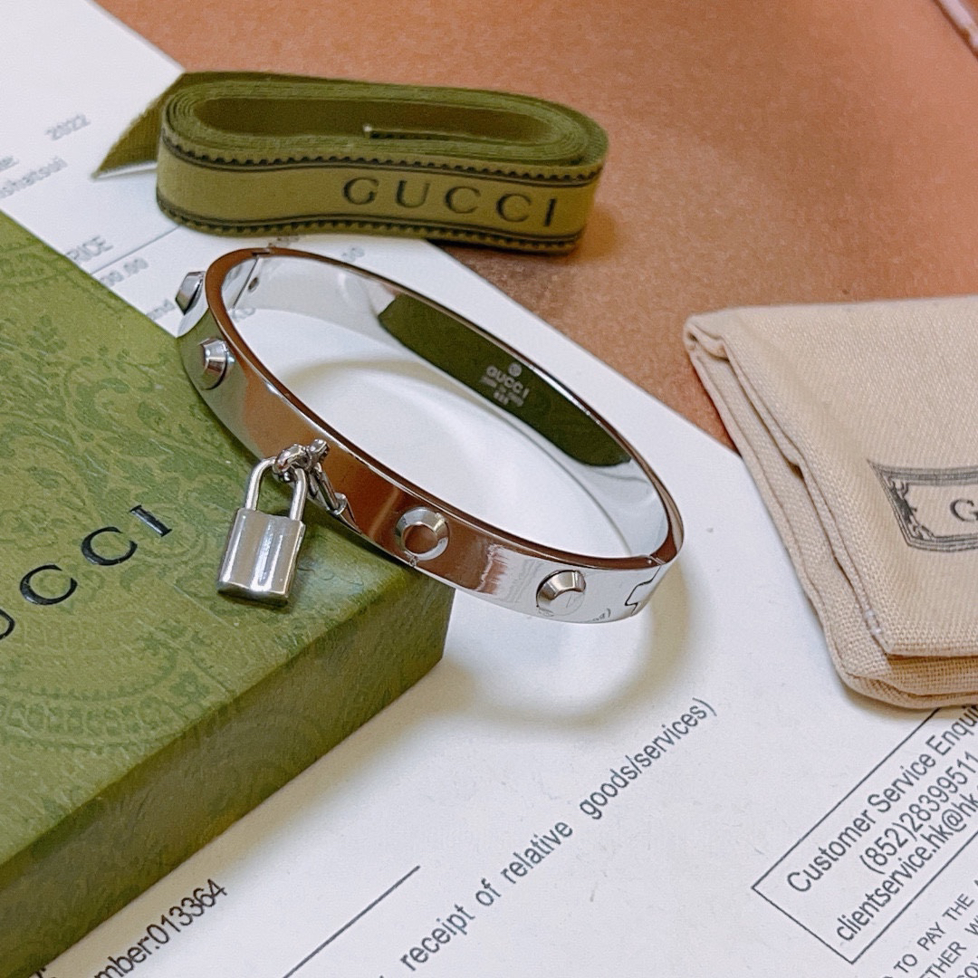 Gucci lock rivet hoop bracelet