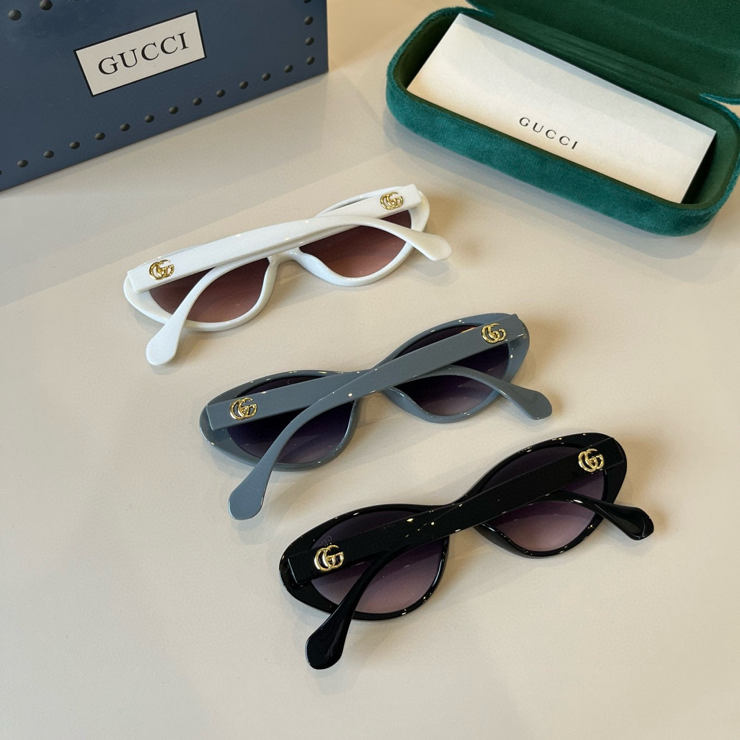 Gucci Round Frame Sunglasses