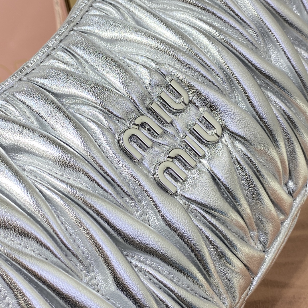 Miu Miu Wander Small Bag 5BC125