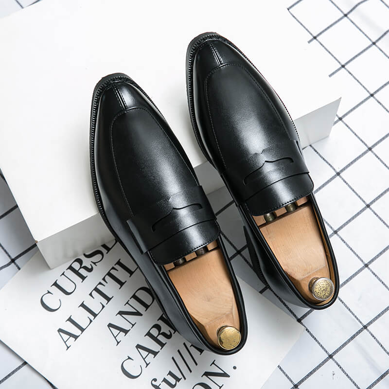 Men's Classic Pointed Toe Leather Loafers