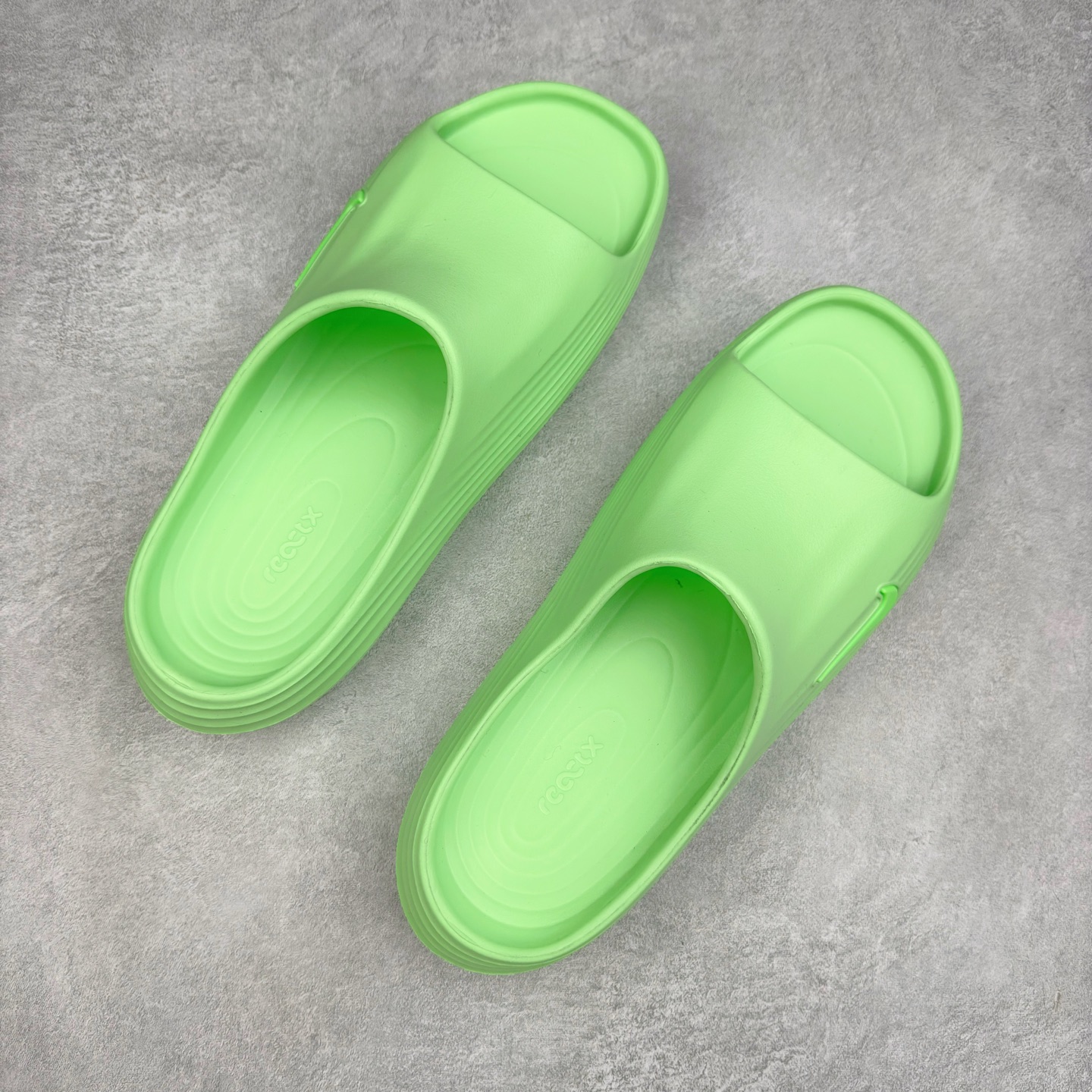 Nike ReactX Rejuven8 Simple, Comfortable and Versatile Slippers