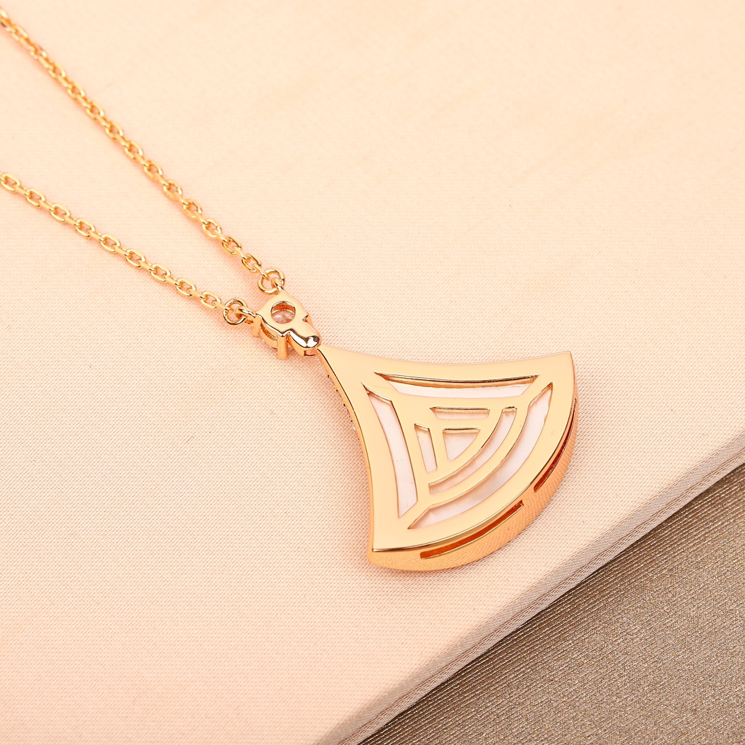 Bulgari Diamond Fan-Shaped Large Necklace