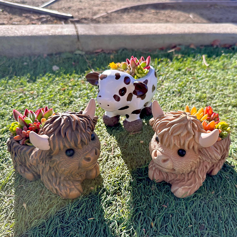 Cute Highland Cow Succulent Planter