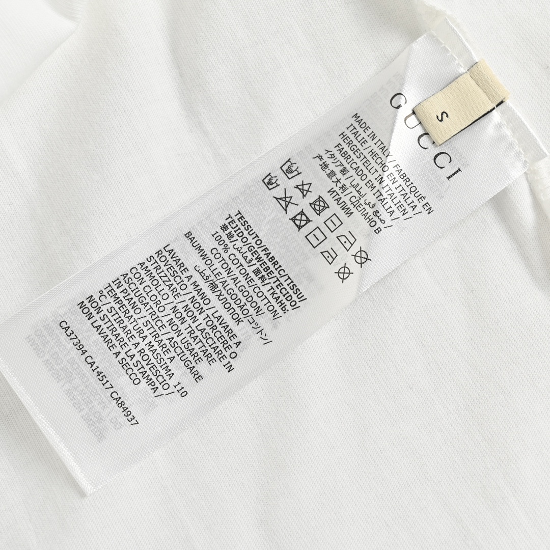 Gucci 24ss flame lettering logo print short sleeves