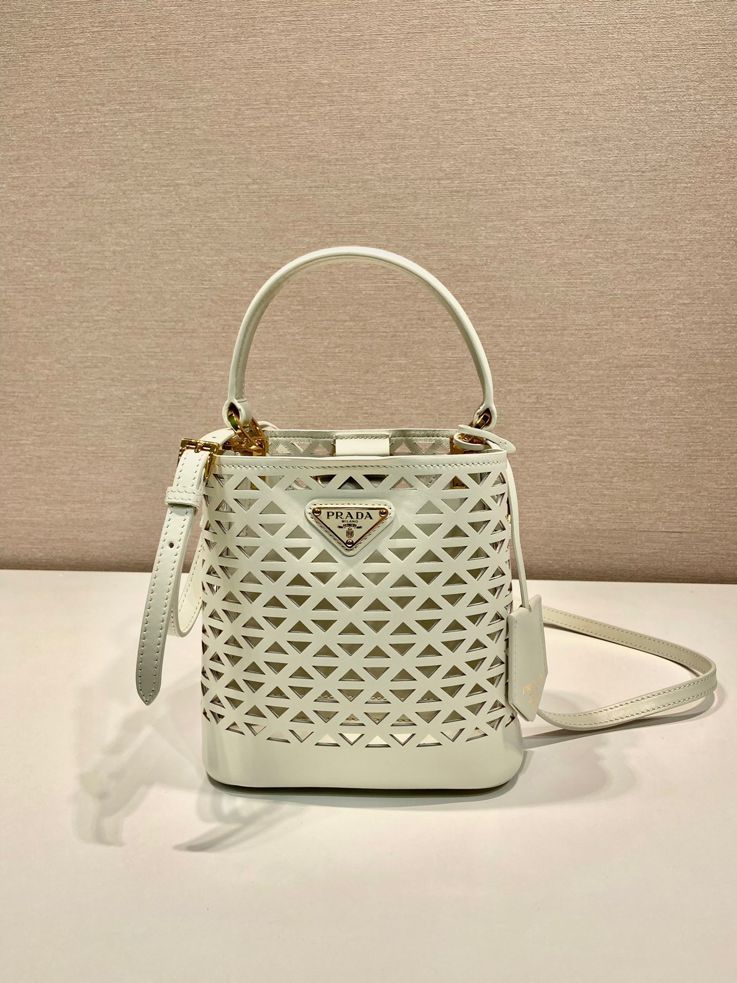 Prada hollow bucket bag 1BA217
