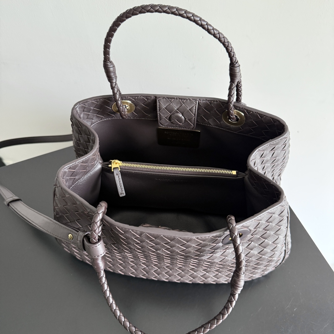 Bottega Veneta Basket New Woven Tote Bag 836261