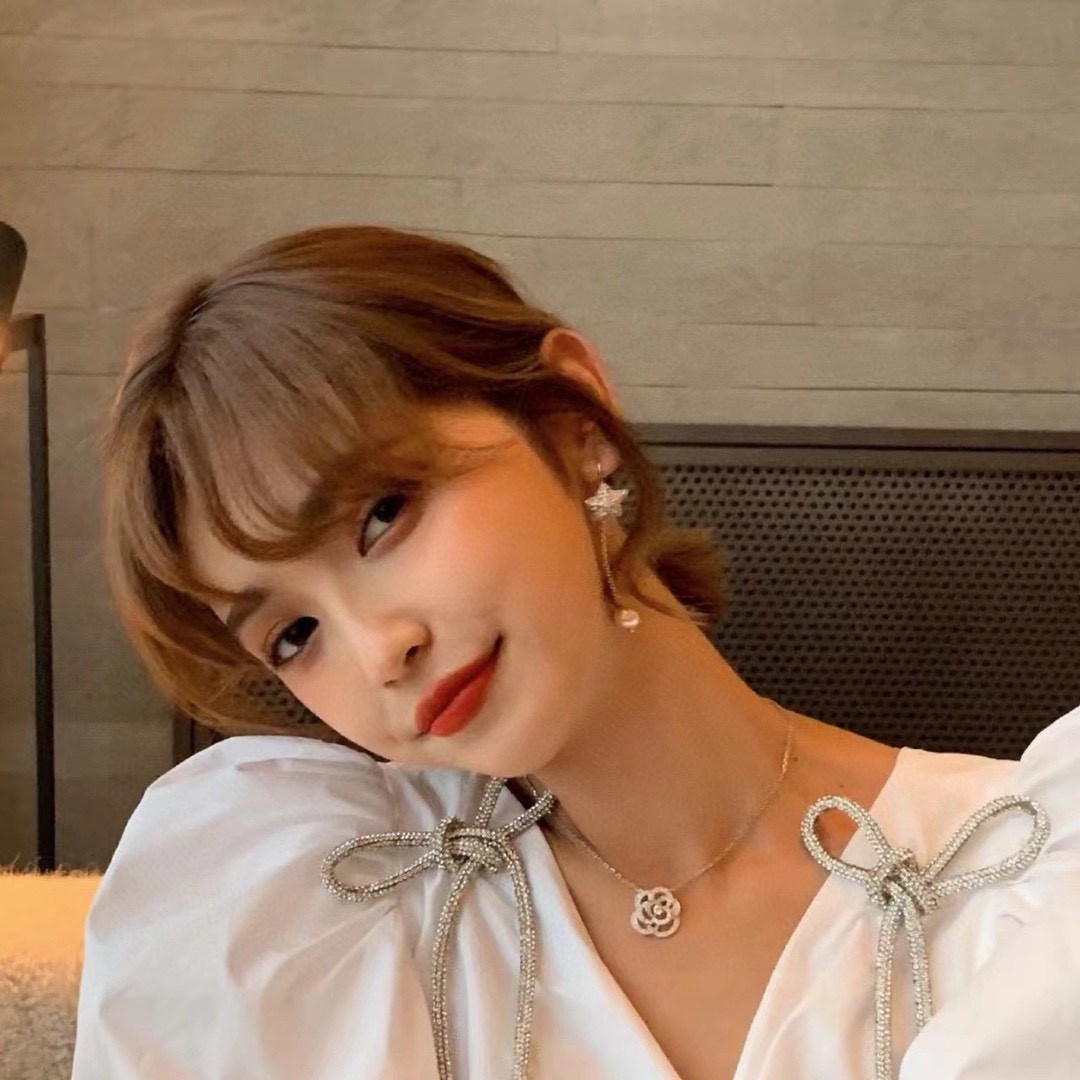 Chanel hollow camellia necklace