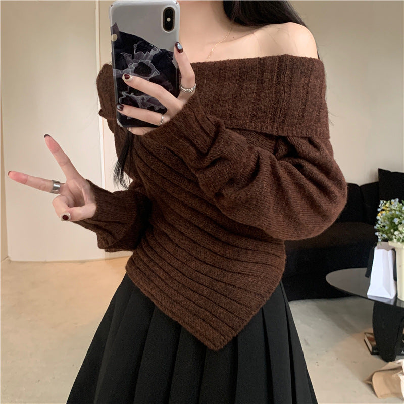 Women's Long Sleeve Off-Shoulder Sweater in Relaxed Style
