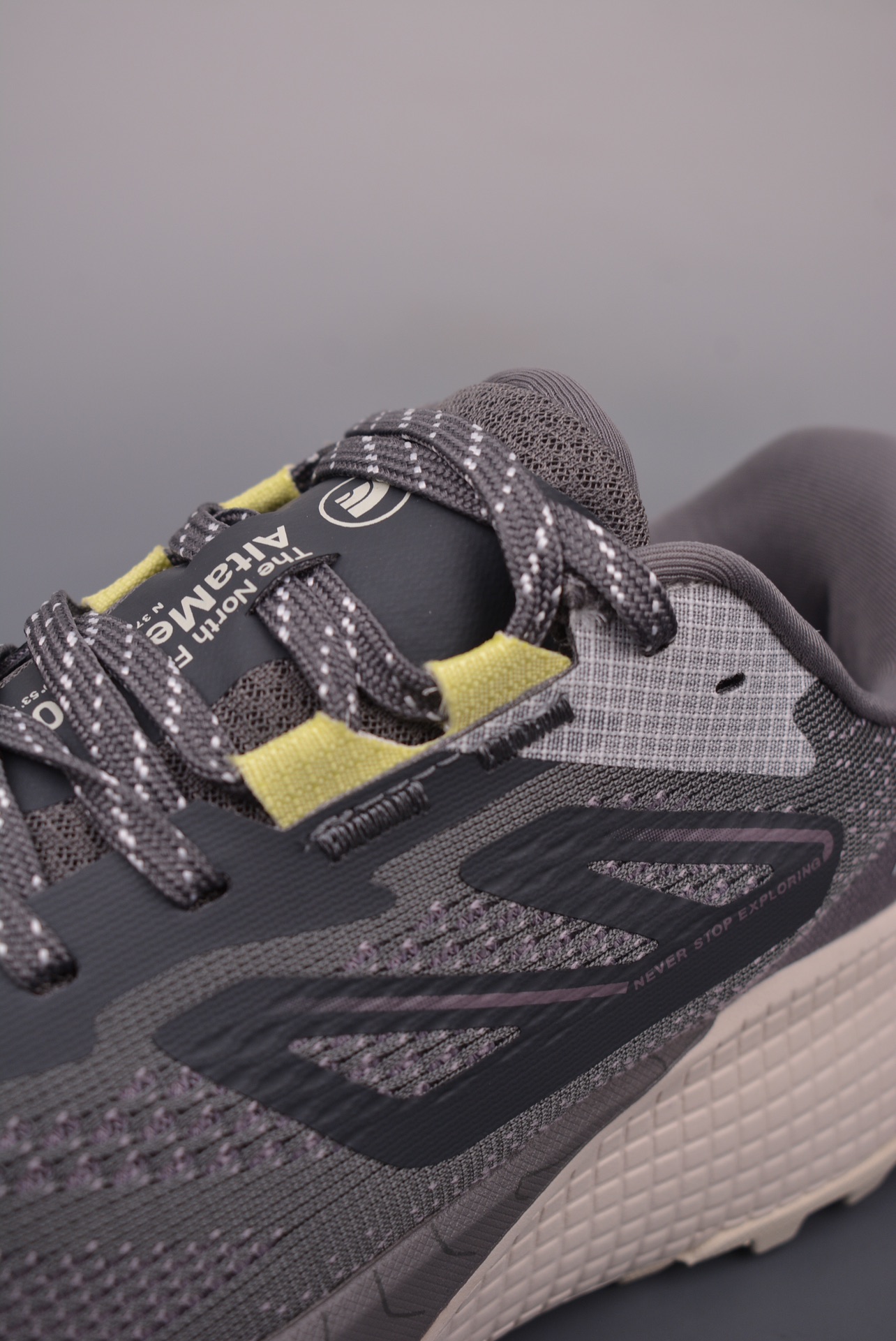 The North Face Altamesa 500 sneakers dark gray and yellow NF0A83N35II