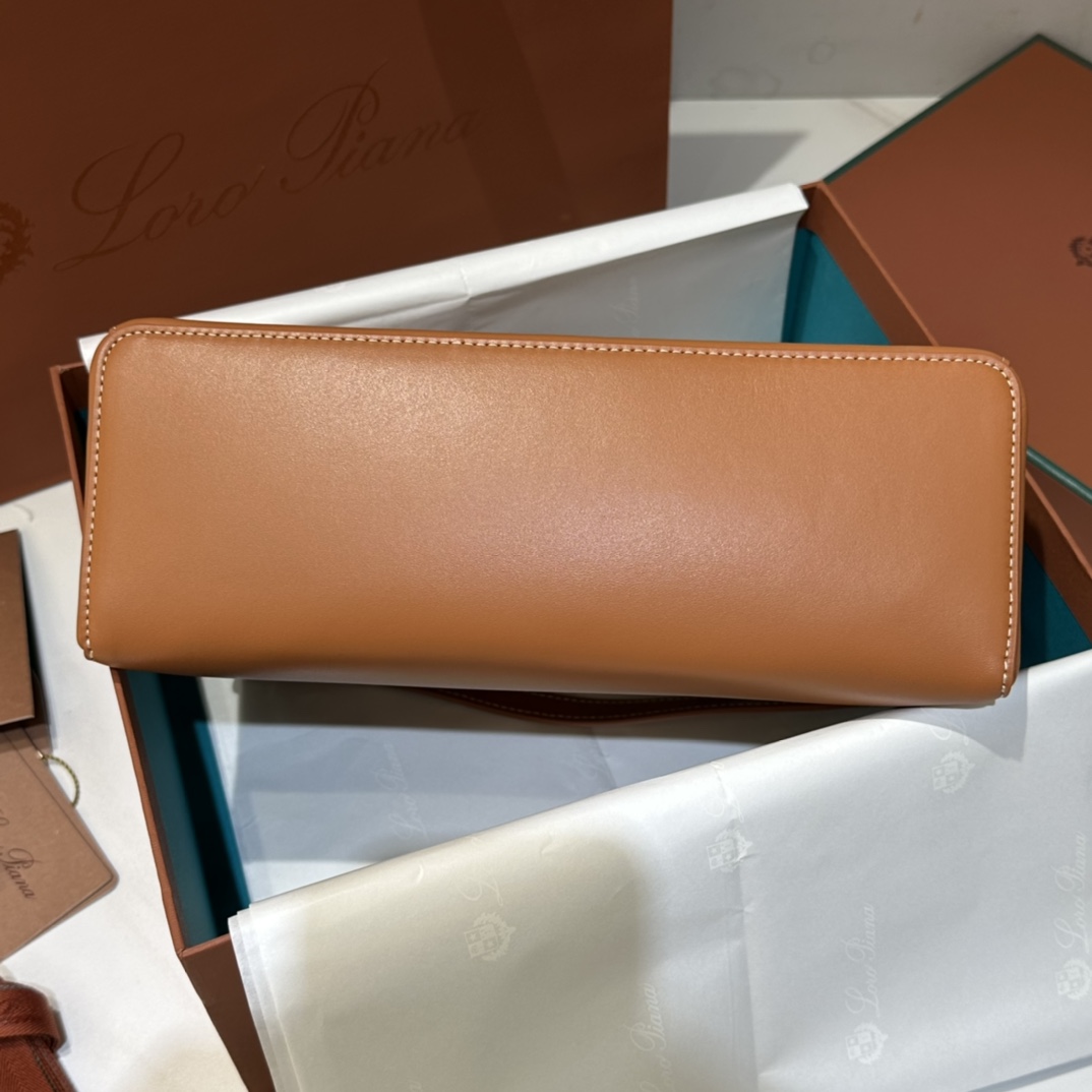 Loro Piana Extra L27 bag