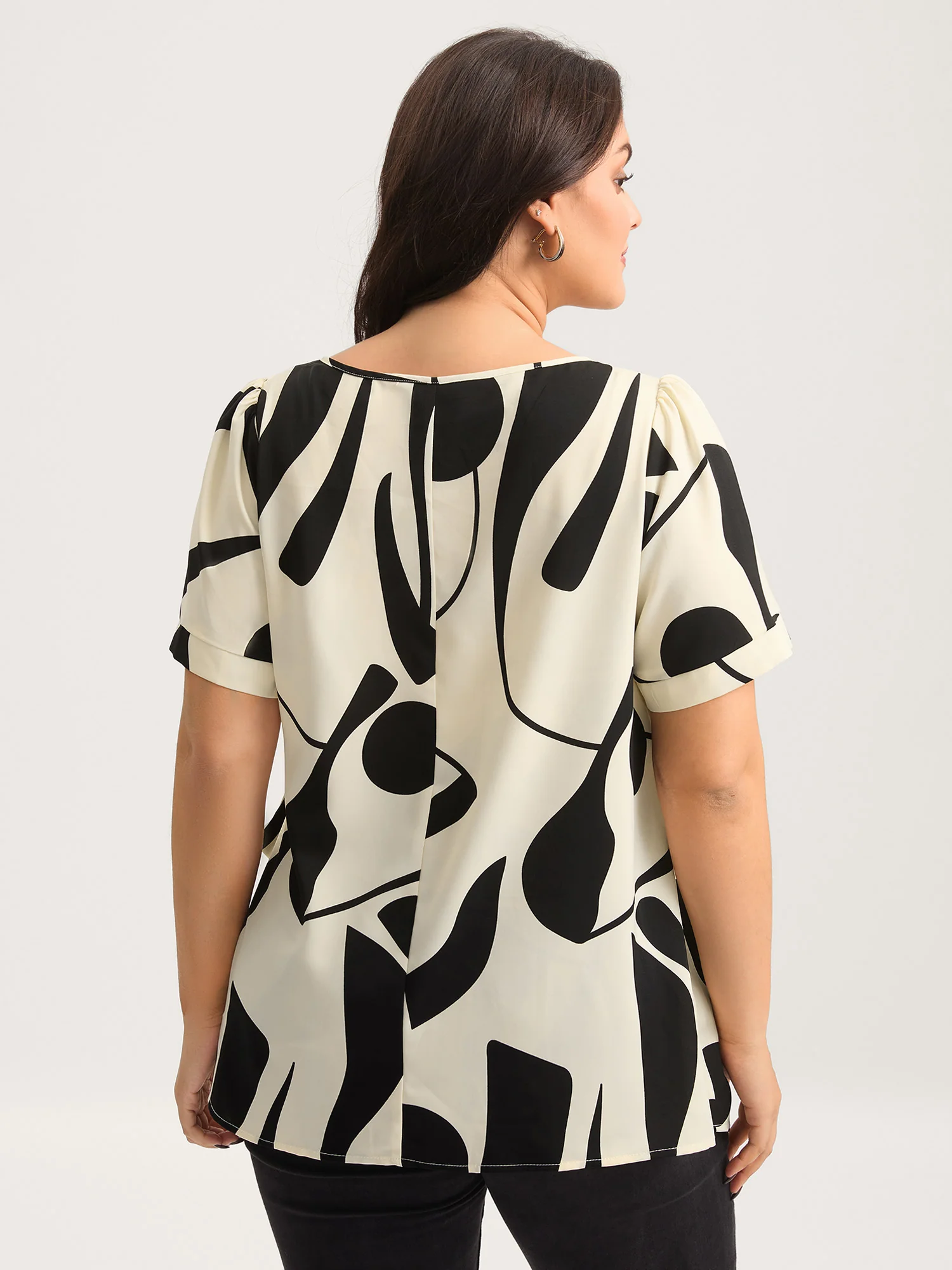 Abstract Print Knotted Blouse
