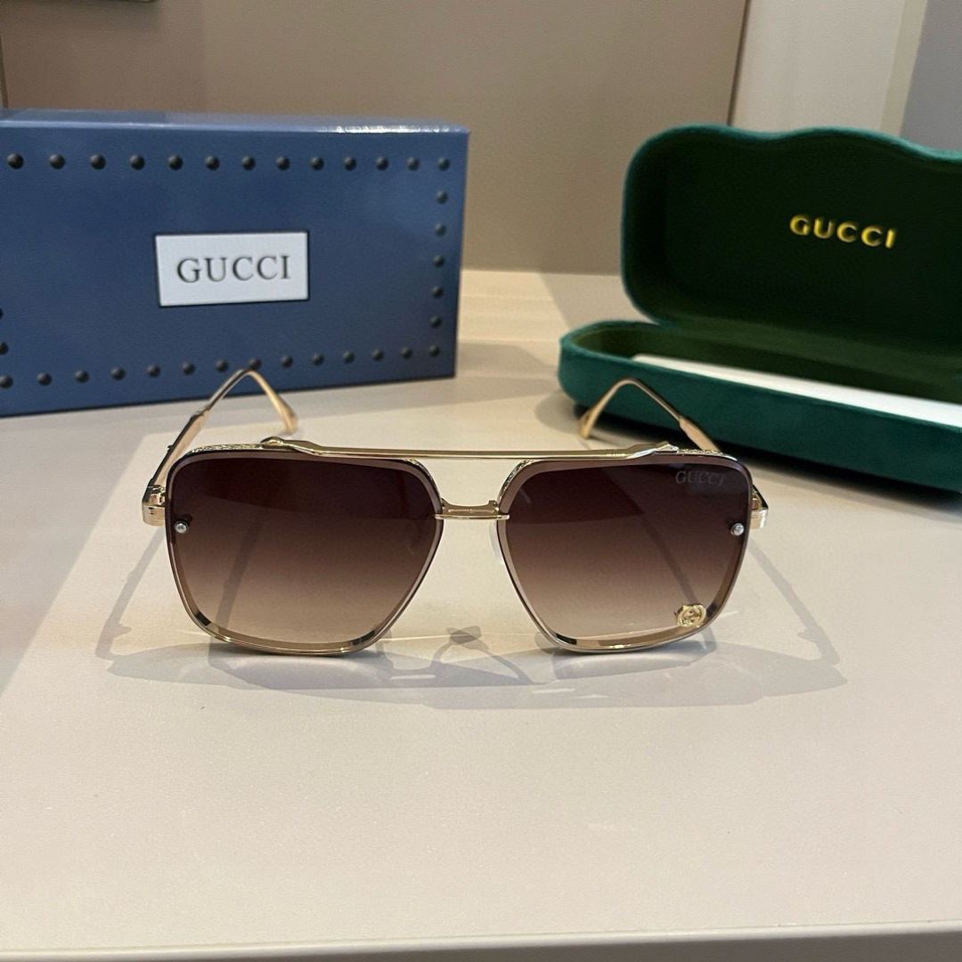 Gucci Square Frame Sunglasses