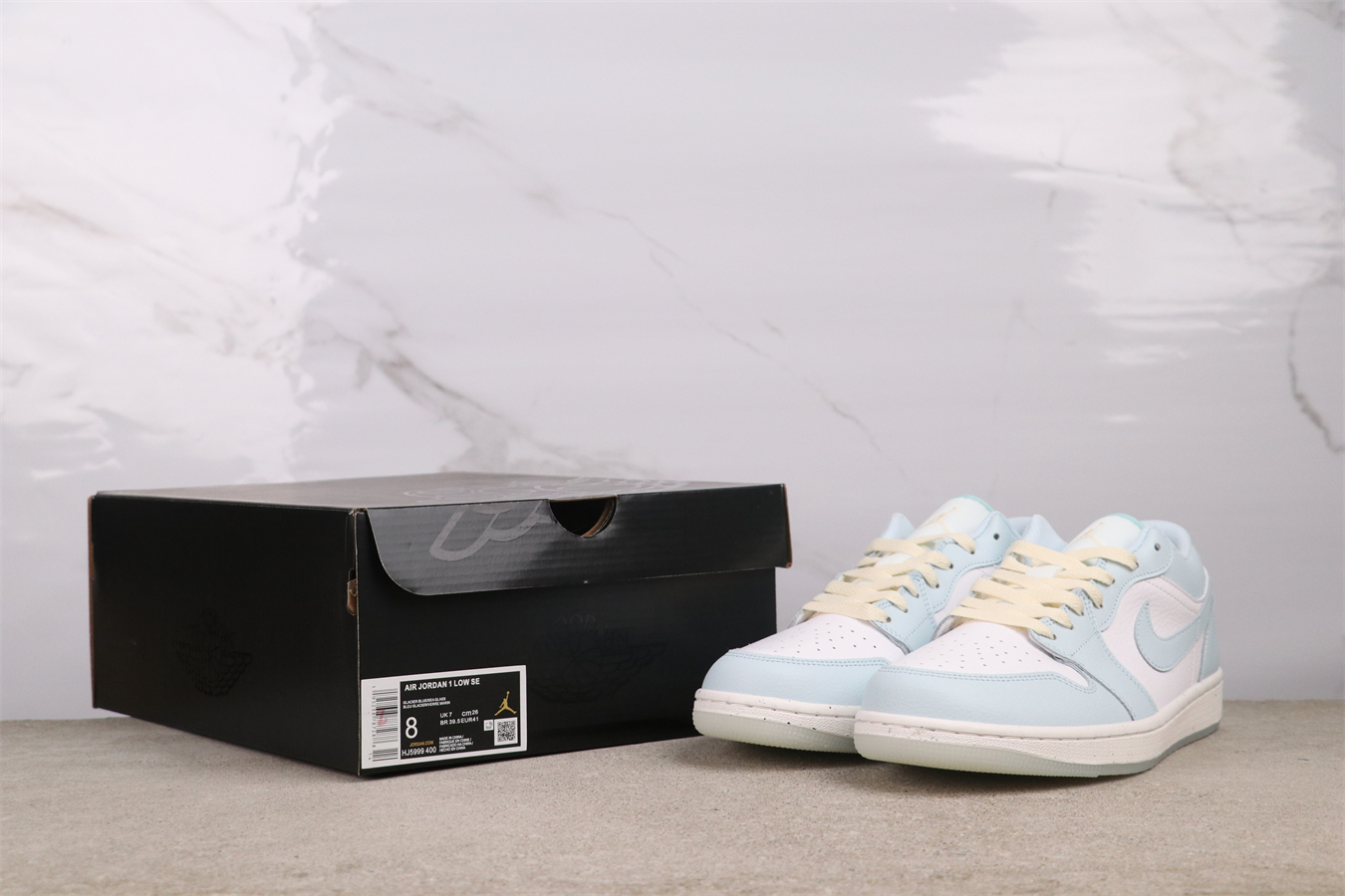 Air Jordan 1 Low SE Glacier Blue HJ5999-400