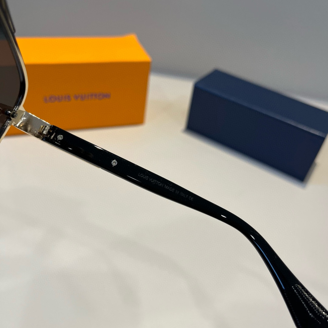 Louis Vuitton Square Frame Sunglasses