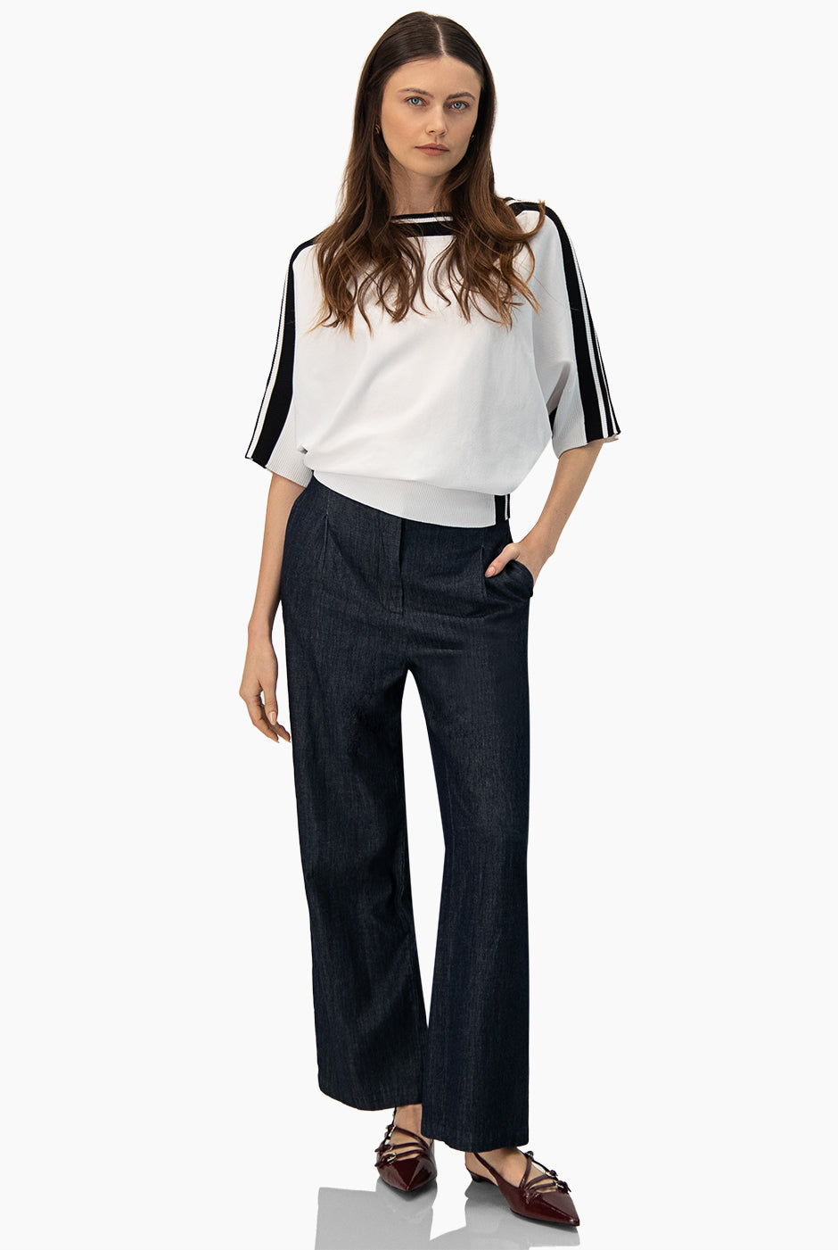 Pullover Black And White